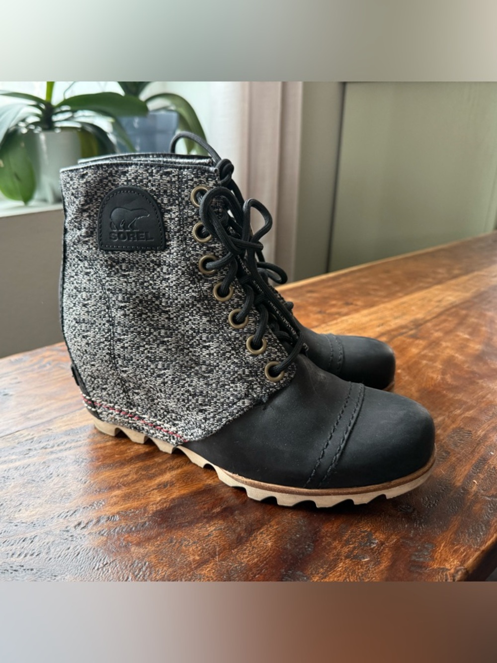 SOREL 1964 Premium Wedge boot